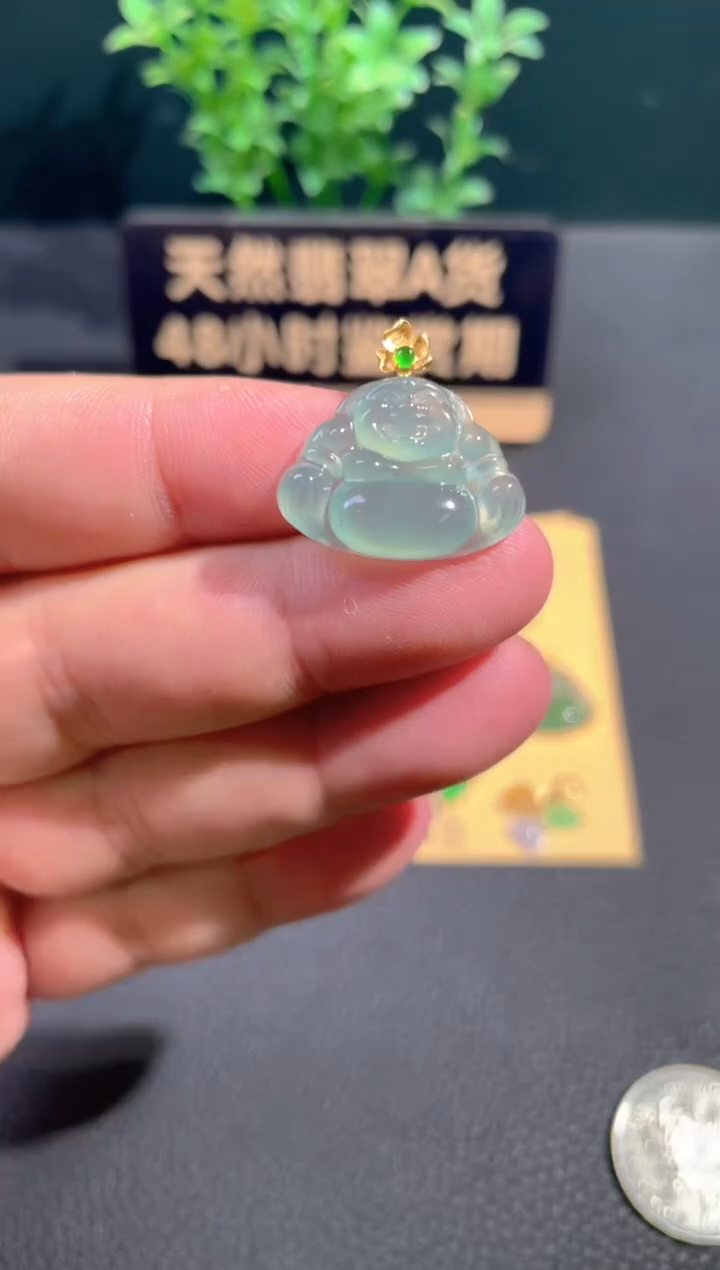 颈饰18K金镶嵌翡翠翡翠