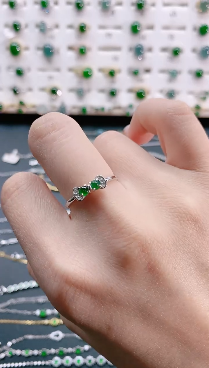 【闪购商品】翡翠戒指银S925镶嵌天然翡翠