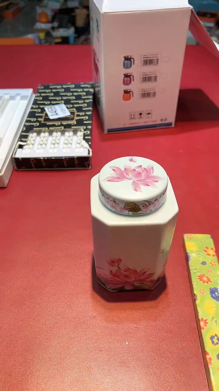 【闪购商品】瓷片00000000000000