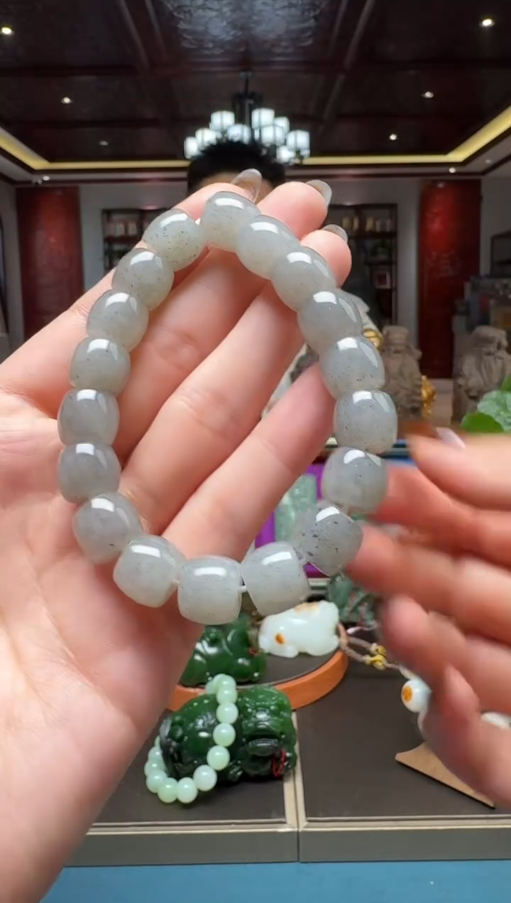 未镶嵌和田玉挂件qh