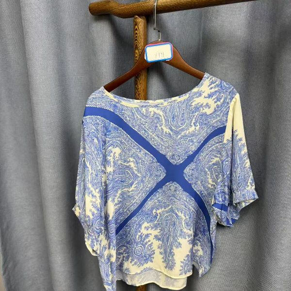 2025秋季新款休闲时尚圆领桑蚕丝短袖上衣女Y975