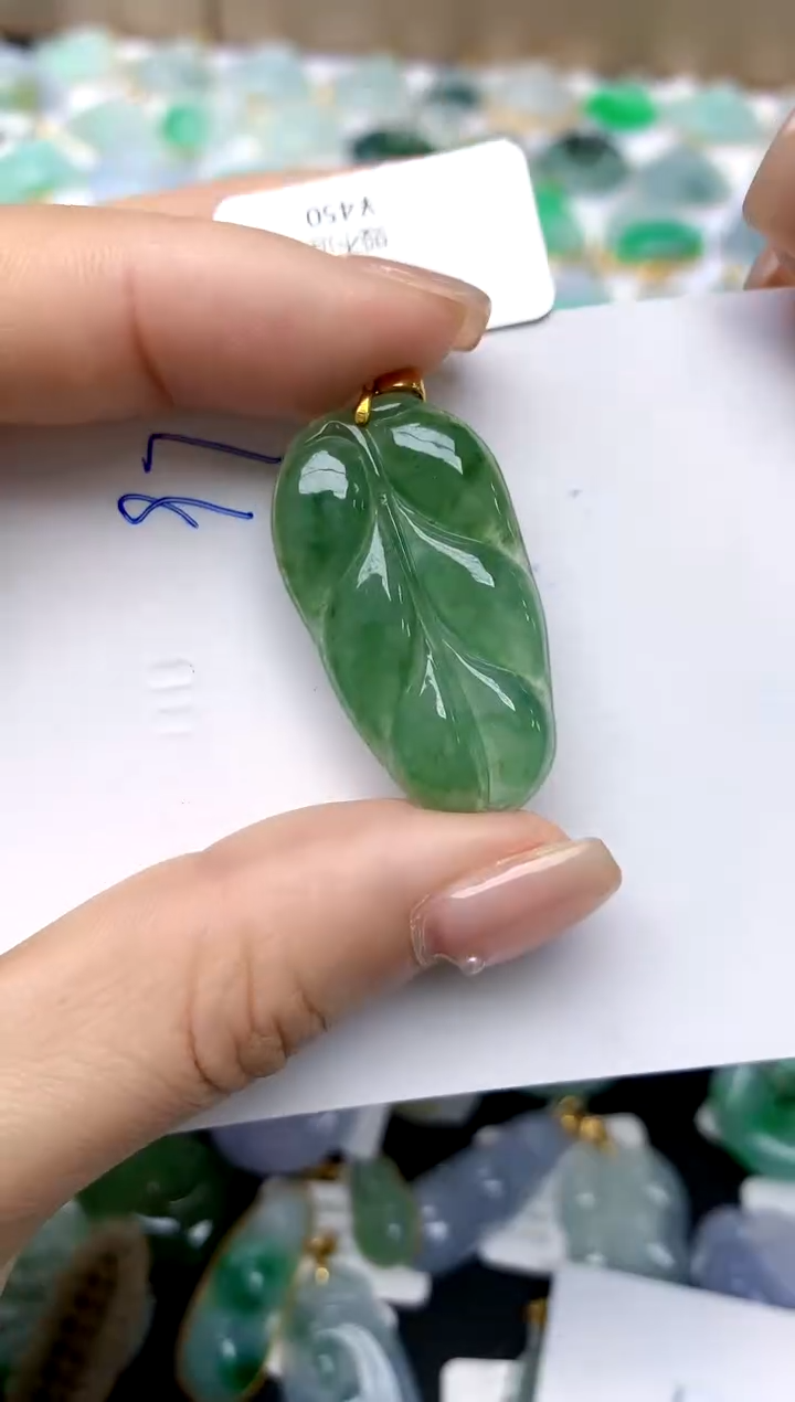【闪购商品】翡翠颈饰18K金镶嵌天然A货翡翠