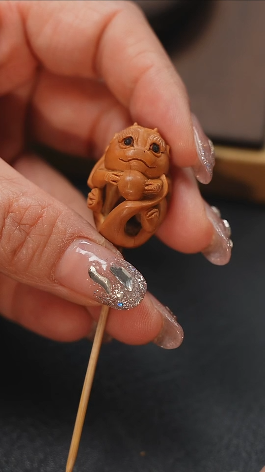 【闪购商品】橄榄核吊坠梦梦精品核雕