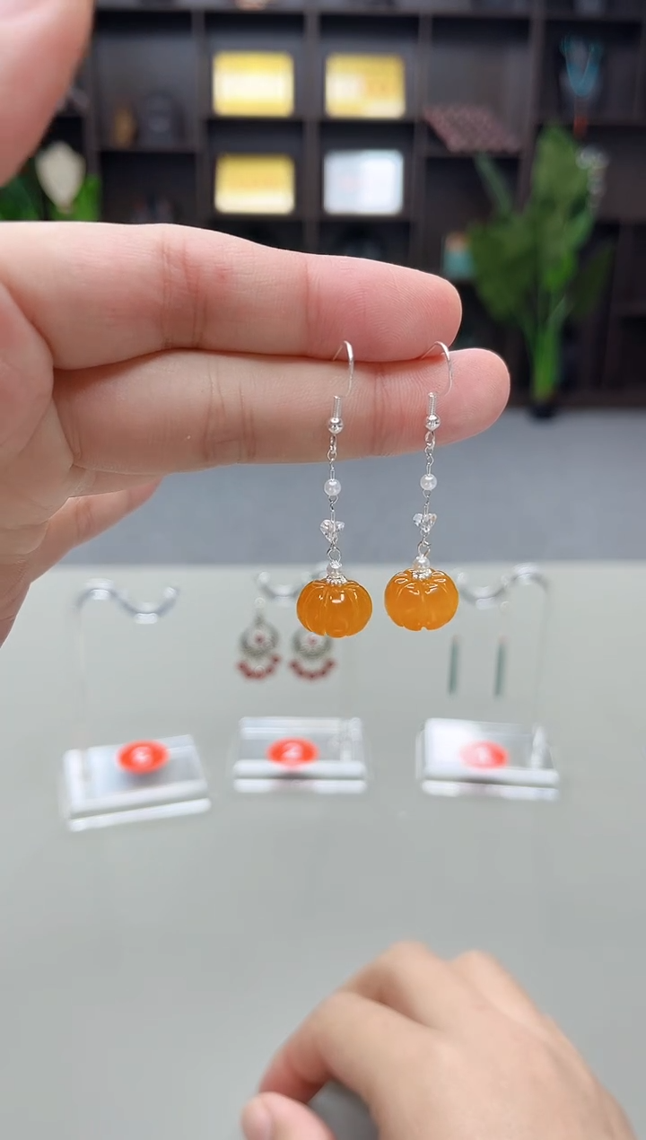 未镶嵌耳饰玛瑙/玉髓w06000