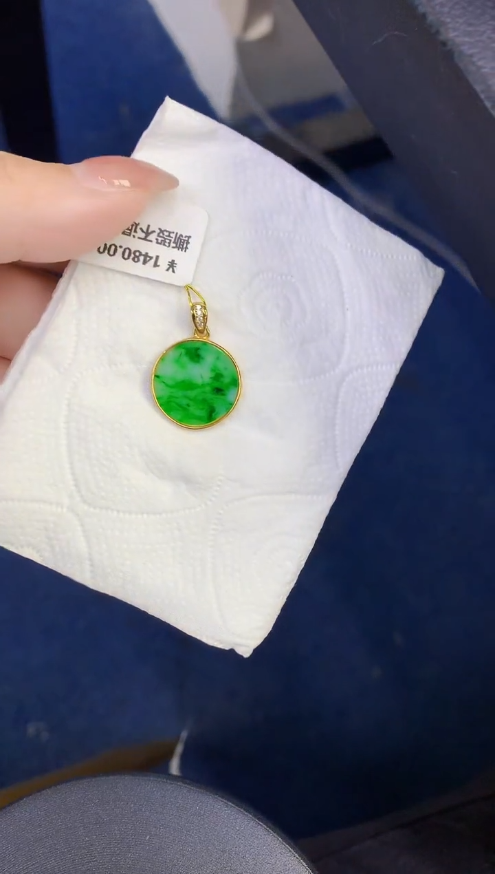 颈饰未镶嵌翡翠缅甸天然翡翠a货