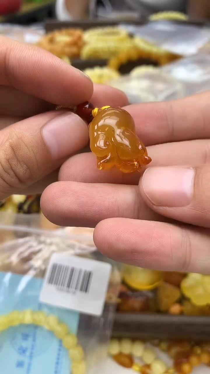 裸石蜜蜡未镶嵌挂件