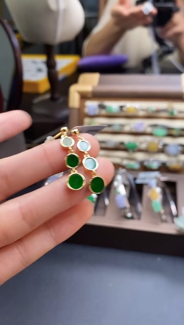 颈饰银S925镶嵌翡翠16700