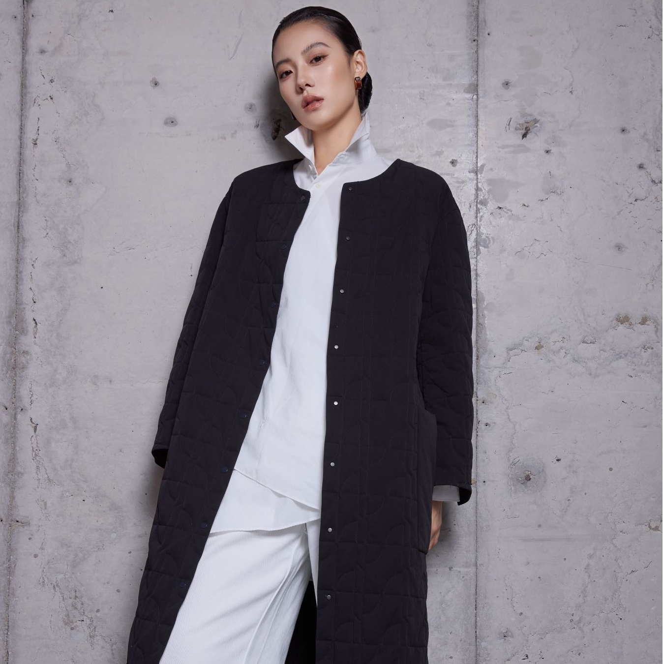 24012鹅绒服长款外套圆领收腰极简轻奢休闲时尚保暖秋冬冬季