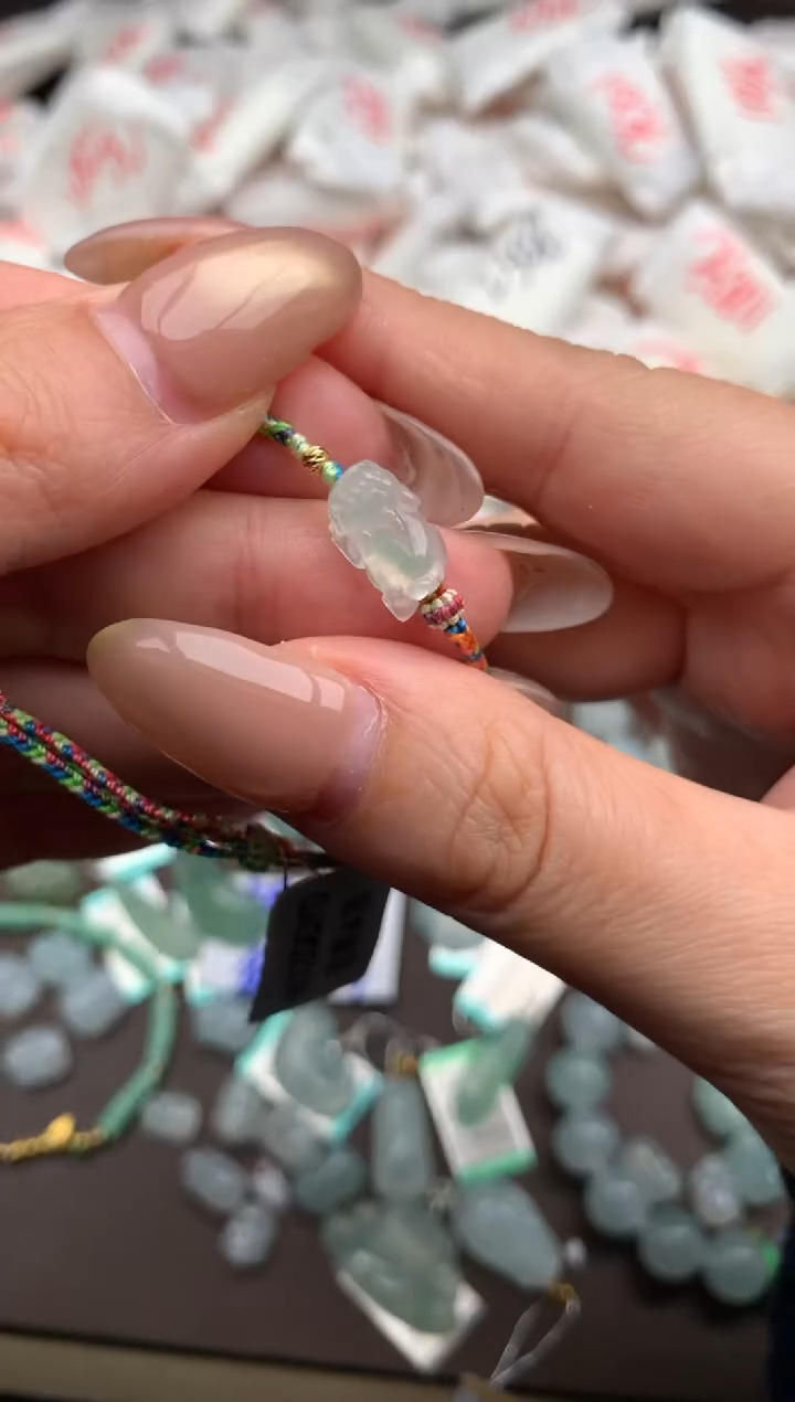 【闪购商品】翡翠手绳未镶嵌一