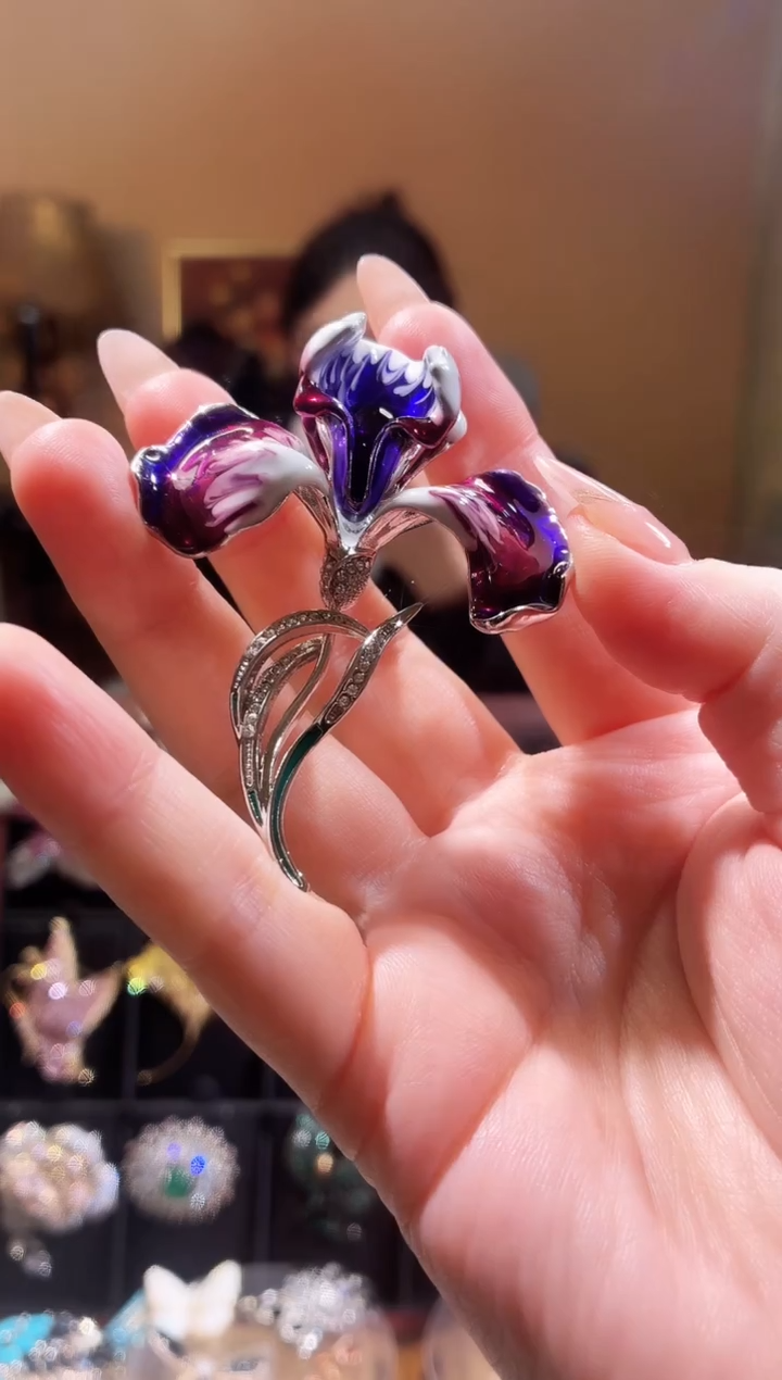 合成立方氧化锆铜合金鸢尾花