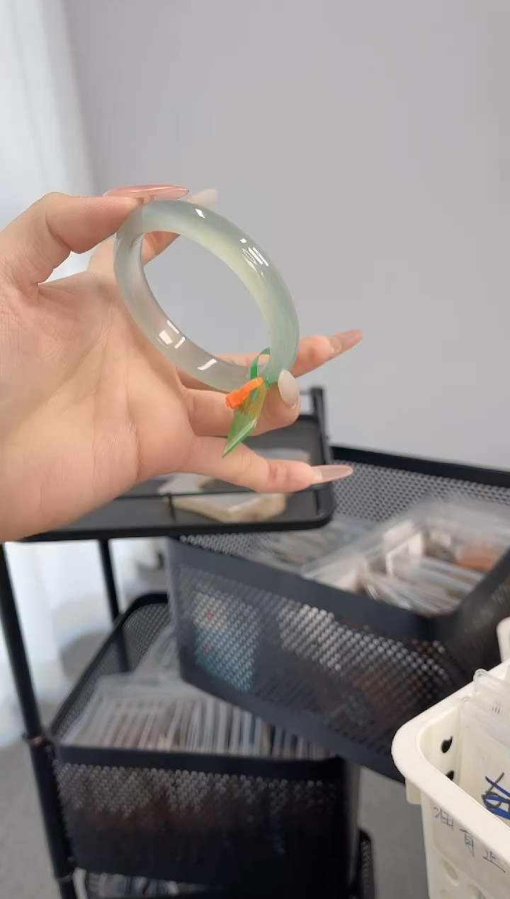 【闪购商品】玛瑙/玉髓手镯未镶嵌54-55圈