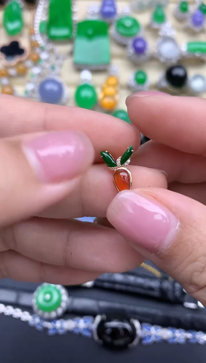 【闪购商品】翡翠颈饰18K金镶嵌70-中国好珍宝