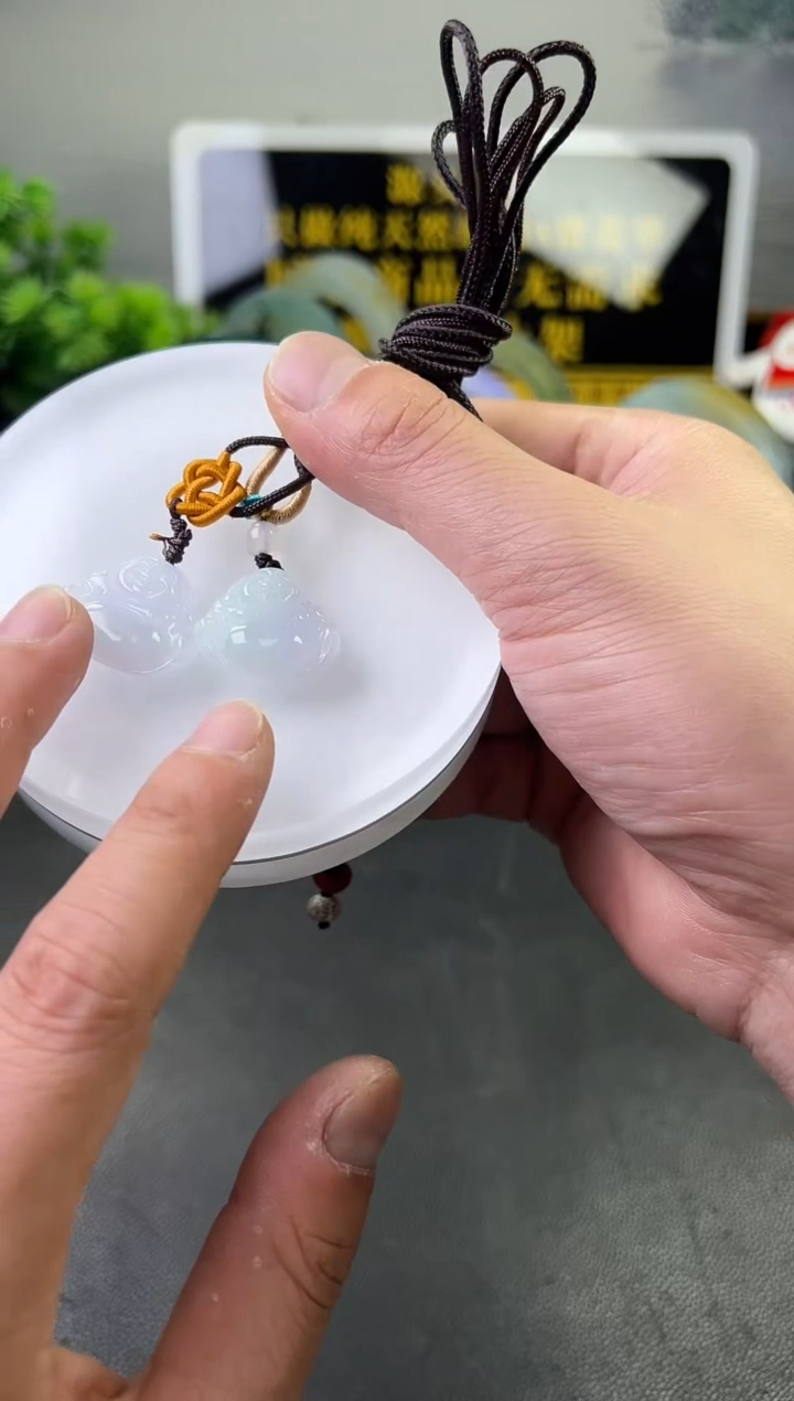 翡翠挂件未镶嵌佛公FL01多样性发其一CP配绳