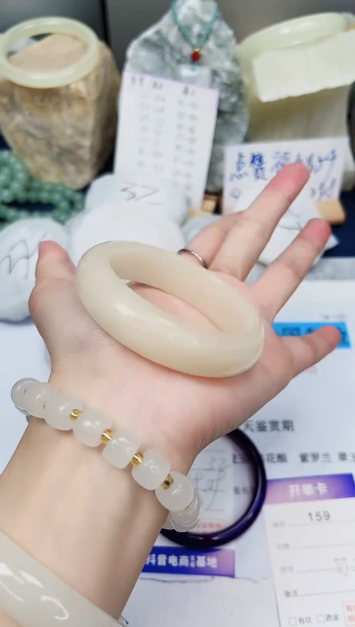 【闪购商品】石英质玉手镯合金159-财气镯-圈口55