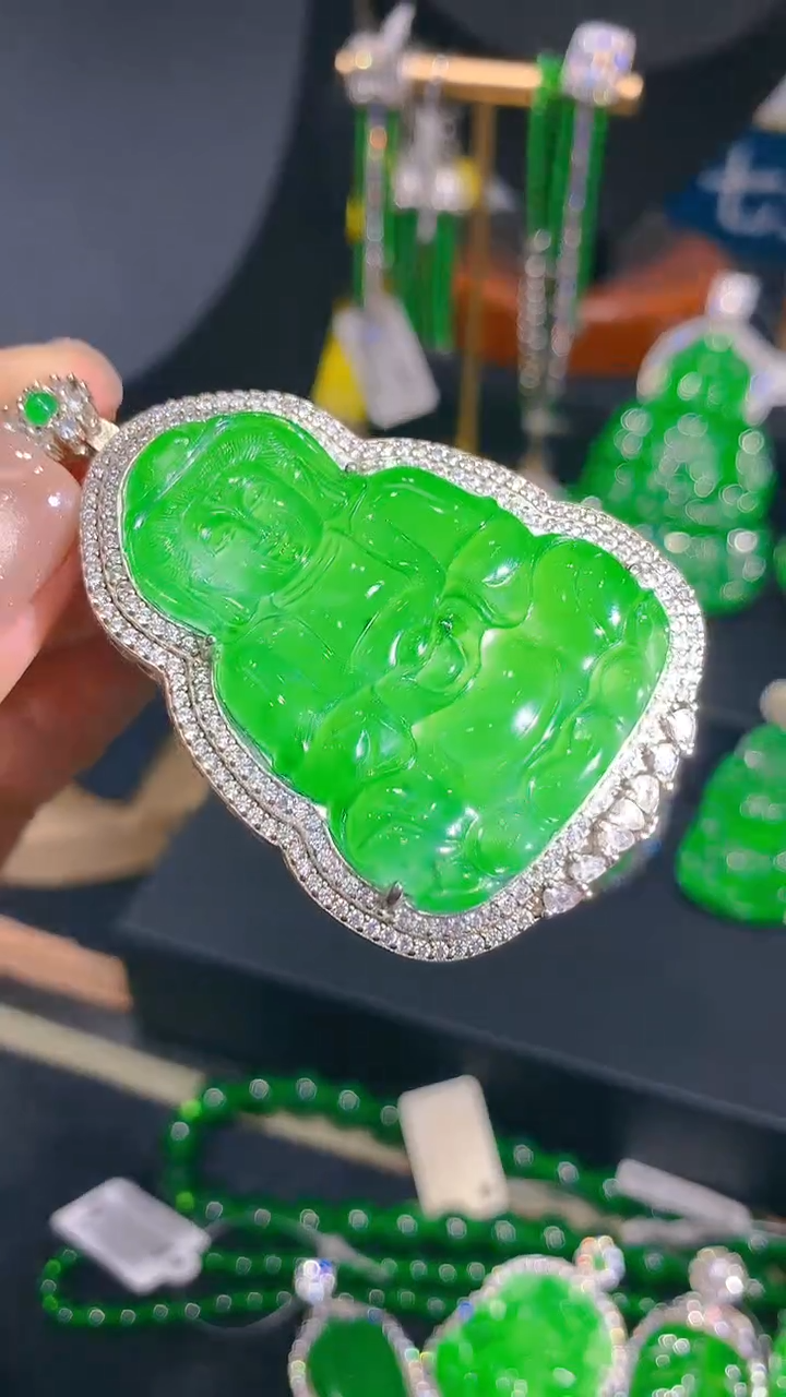 【闪购商品】翡翠颈饰银S925镶嵌天然A货翡翠1