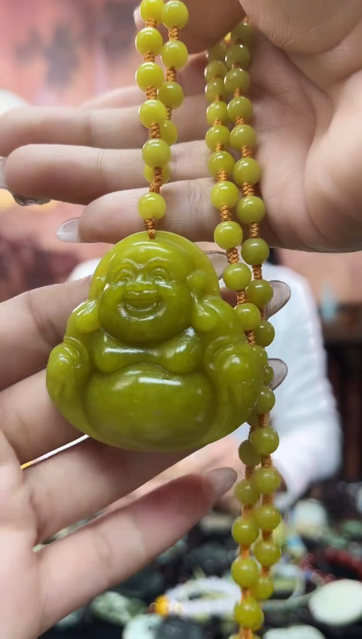 未镶嵌岫玉吊坠`