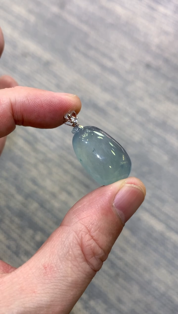 颈饰未镶嵌翡翠天然A货翡翠