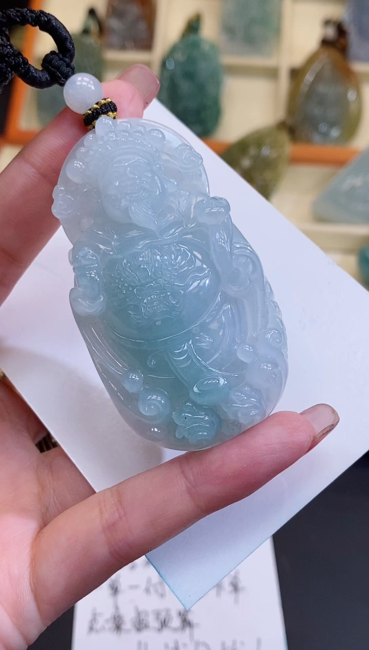 翡翠未镶嵌颈饰缅甸天然翡翠