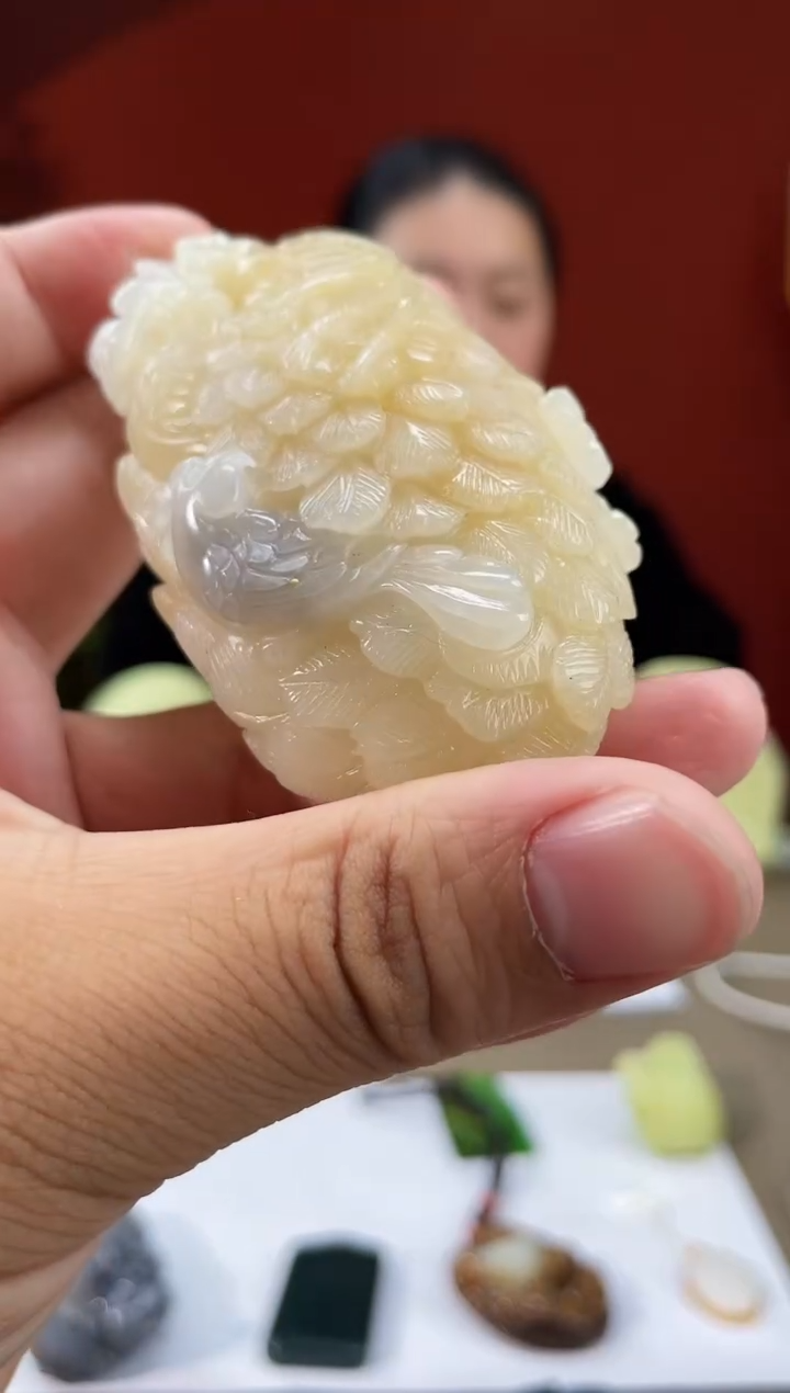 【闪购商品】定制和田玉多样性发货拍一发一03209