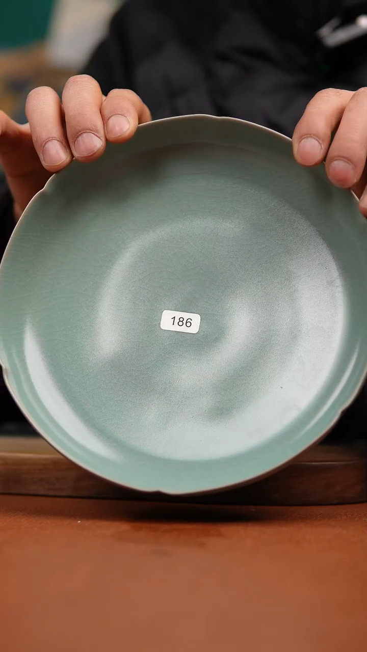 【闪购商品】瓷片原产地原矿仿古葵口壶承微瑕