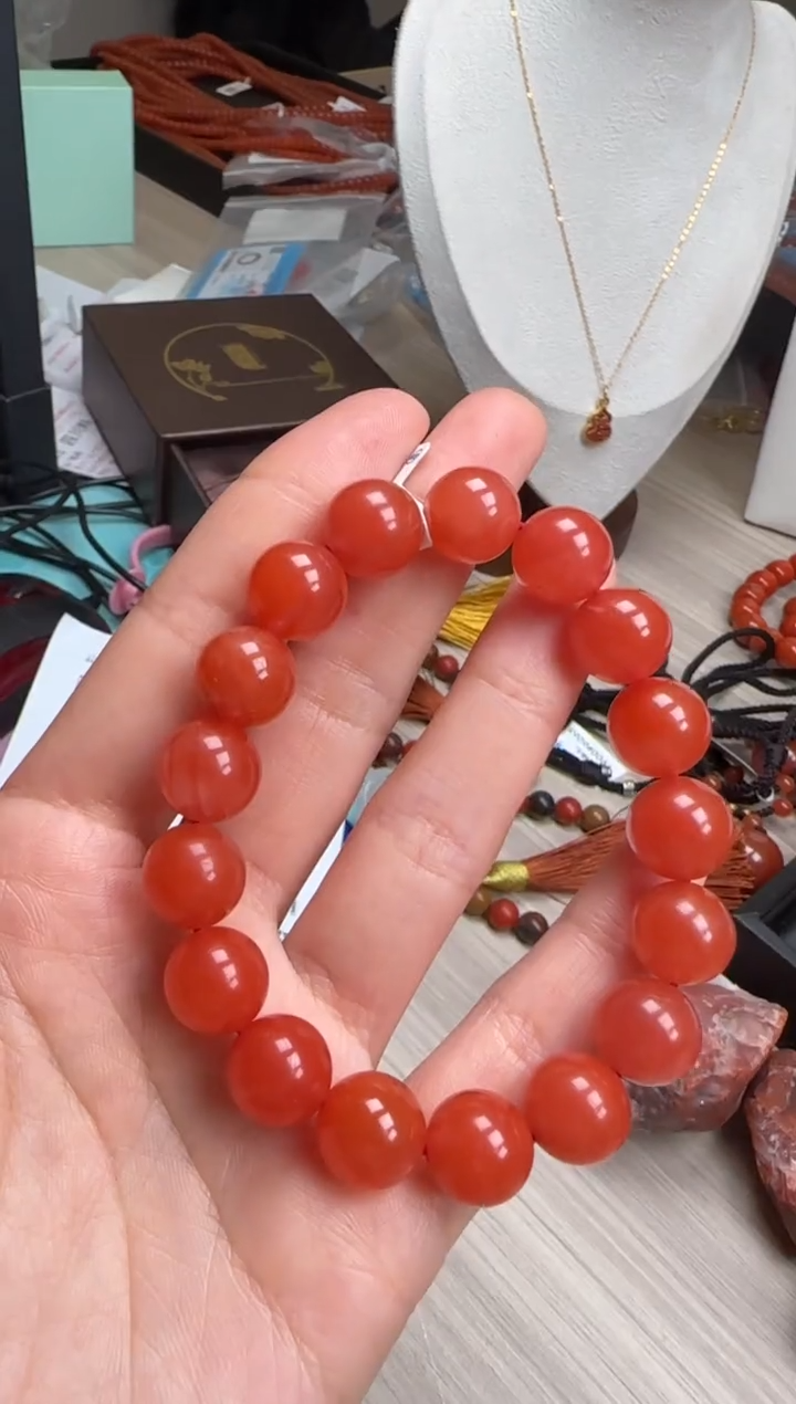 【闪购商品】南红玛瑙多样性发一件未镶嵌12mm保山手串圆珠