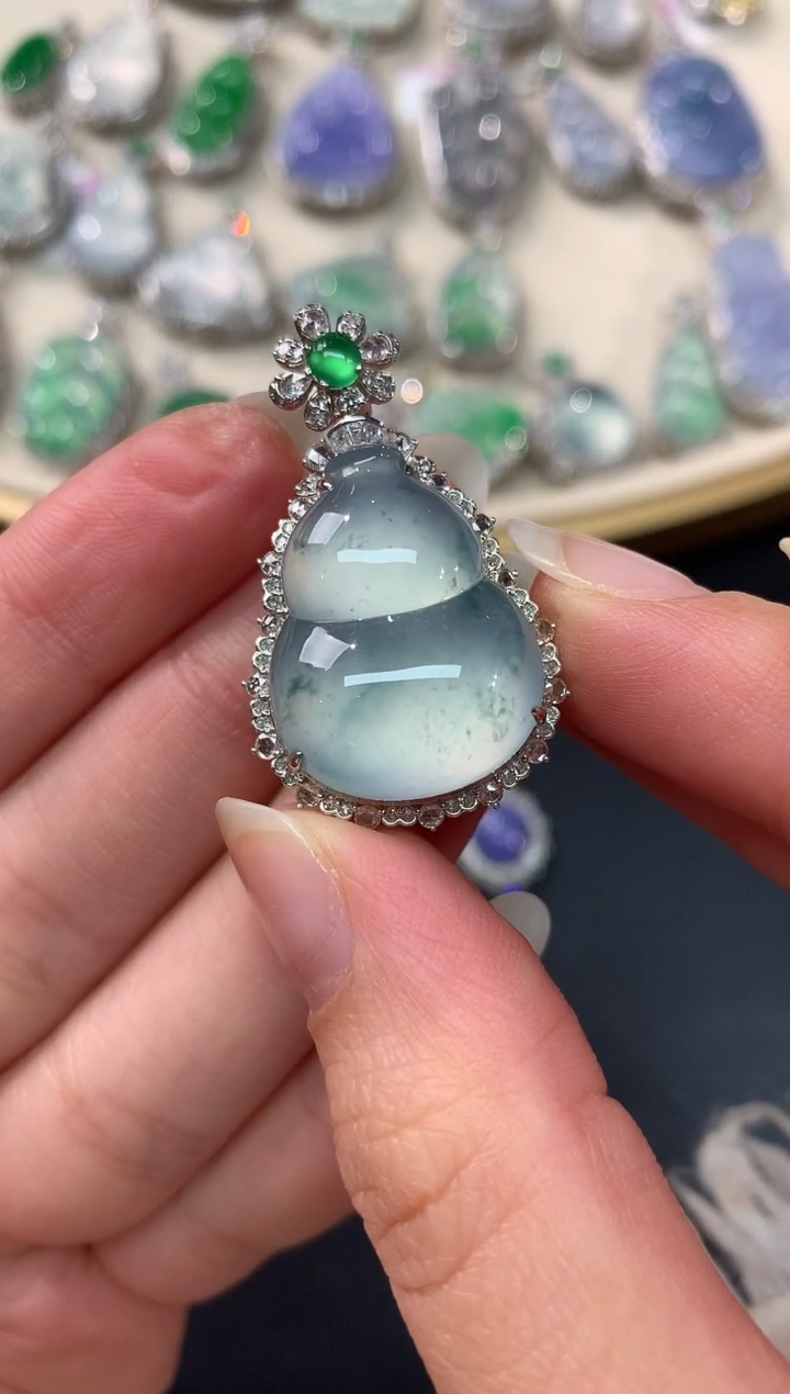 【闪购商品】翡翠吊坠(不含链)18K金镶嵌A101|59800