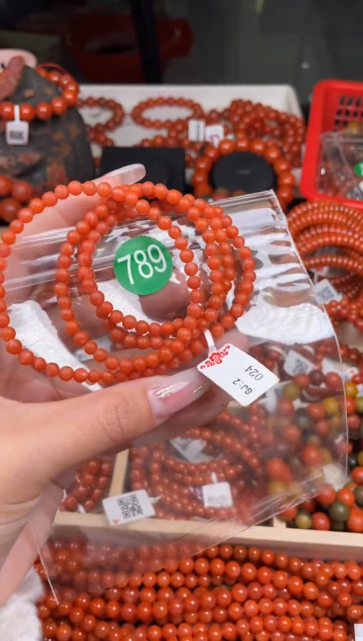 【闪购商品】南红玛瑙珠宝奇石未镶嵌789-4+