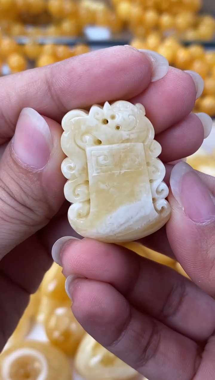 未镶嵌琥珀裸石天然琥珀蜜蜡