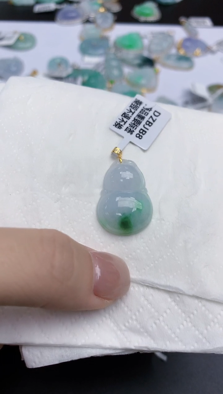 【闪购商品】翡翠颈饰18K金镶嵌天然缅甸翡翠A货