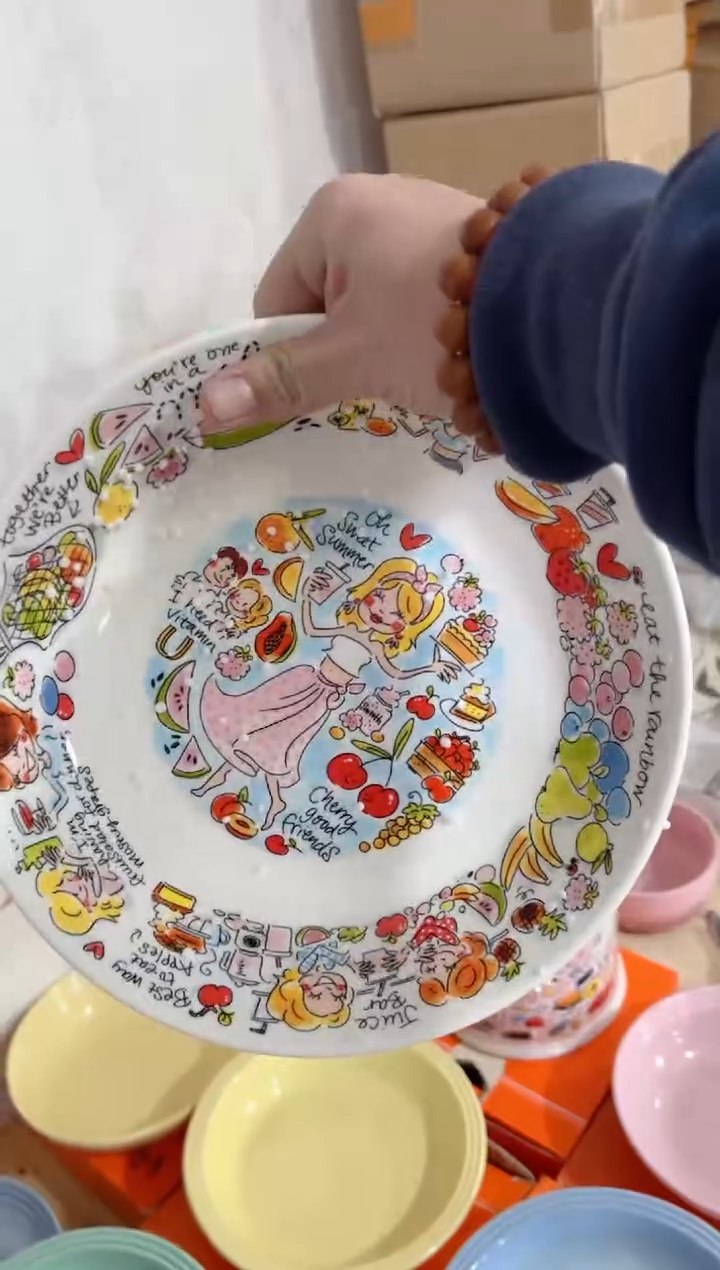 【闪购商品】碟荷兰太太----24盘---水果女孩