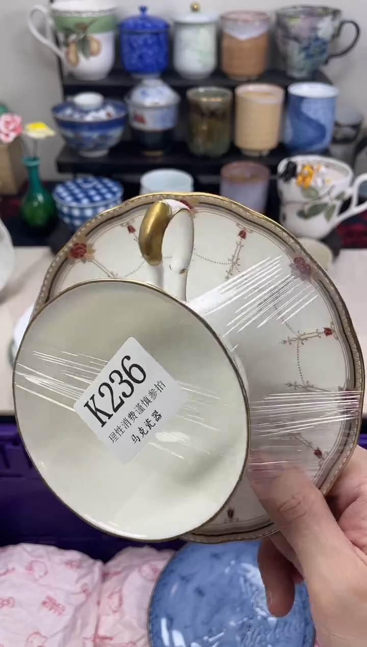 瓷片秋*落                K236