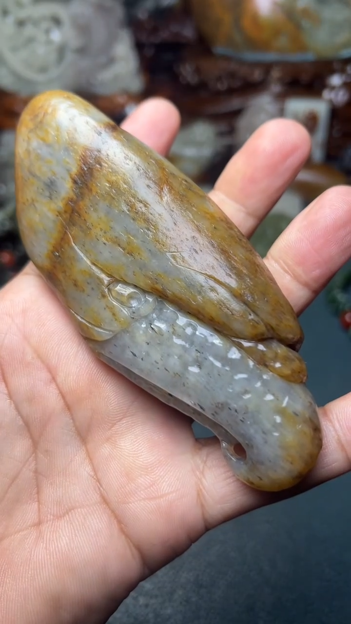 未镶嵌和田玉把件-