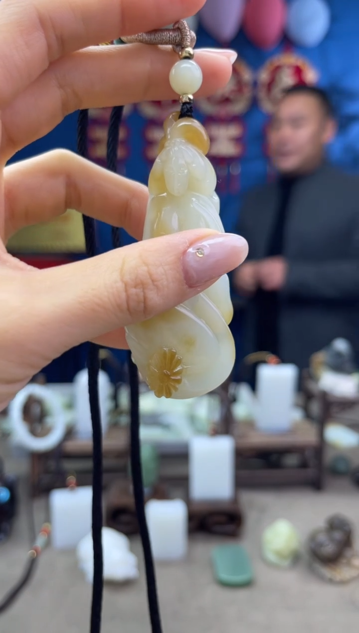 【闪购商品】和田玉颈饰未镶嵌1