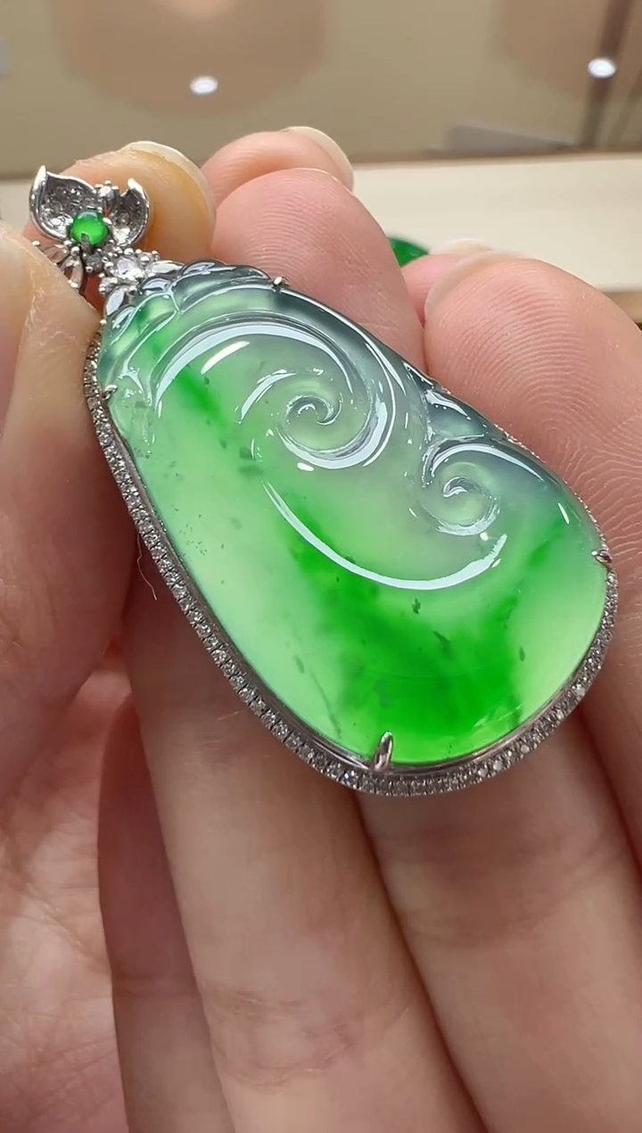 【闪购商品】翡翠吊坠(不含链)18K金镶嵌多样性团购发一件