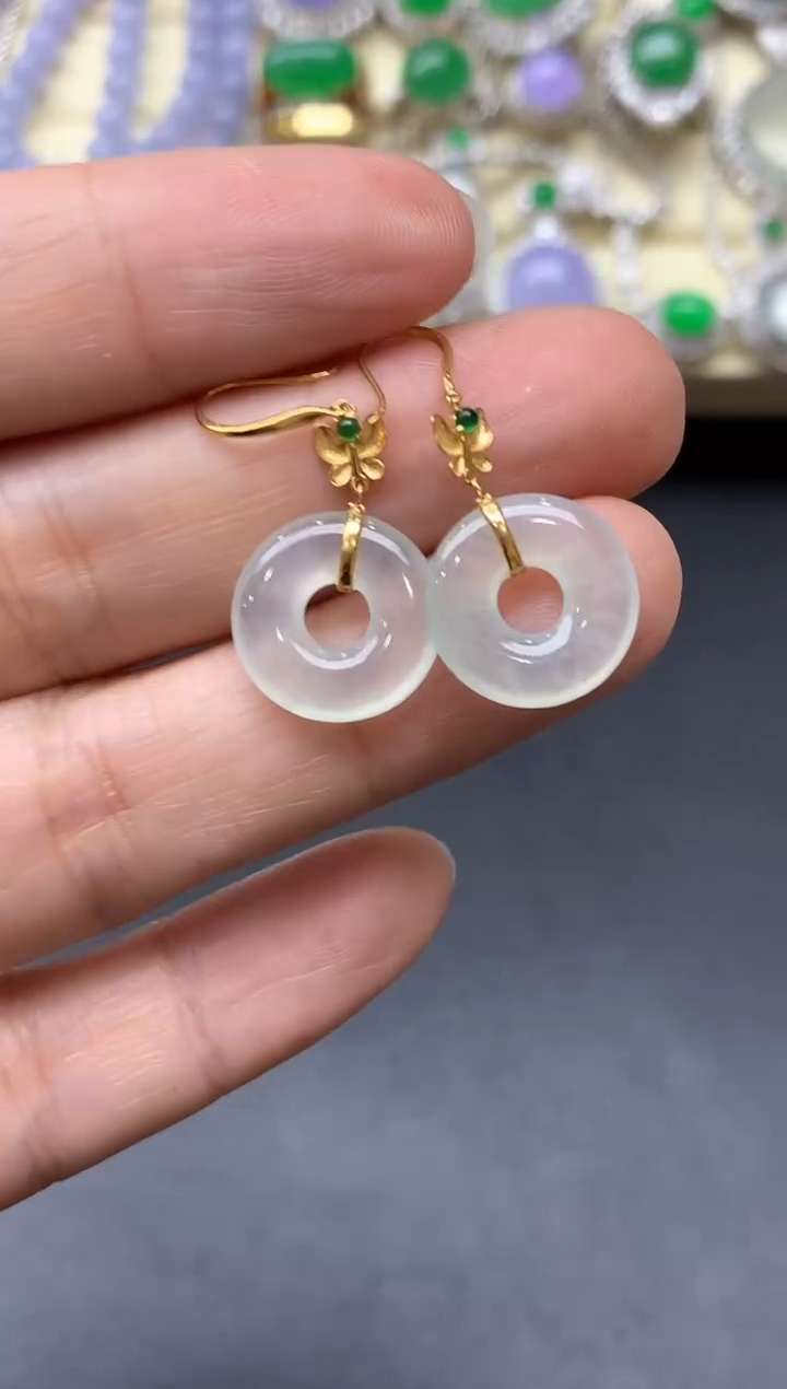 颈饰18K金镶嵌翡翠286中国好珍宝