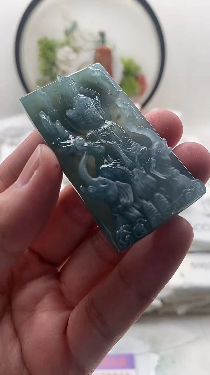 颈饰未镶嵌翡翠普贤