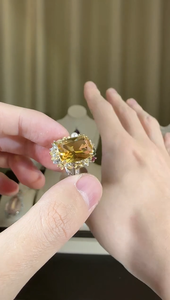 【闪购商品】黄晶戒指银S925镶嵌设计款