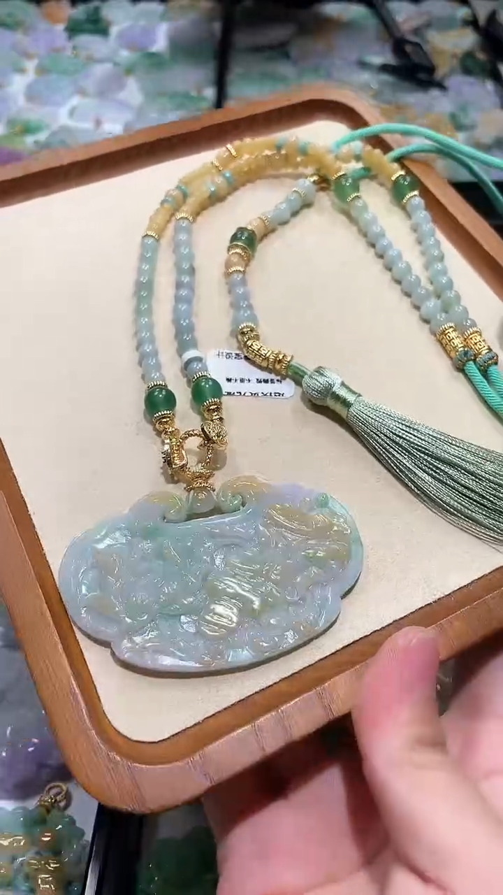 【闪购商品】翡翠颈饰未镶嵌吊坠