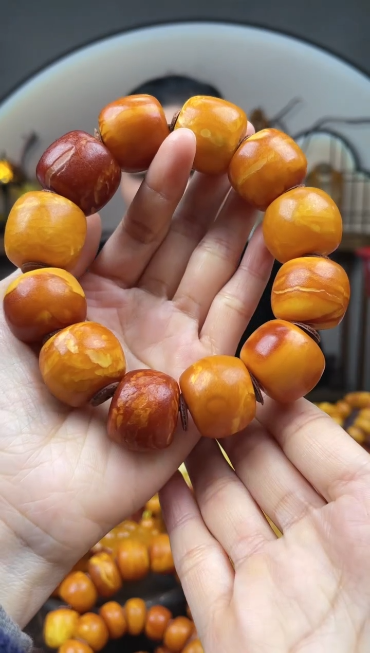 【闪购商品】琥珀裸石未镶嵌首饰 假1赔4 （多样性发货1件