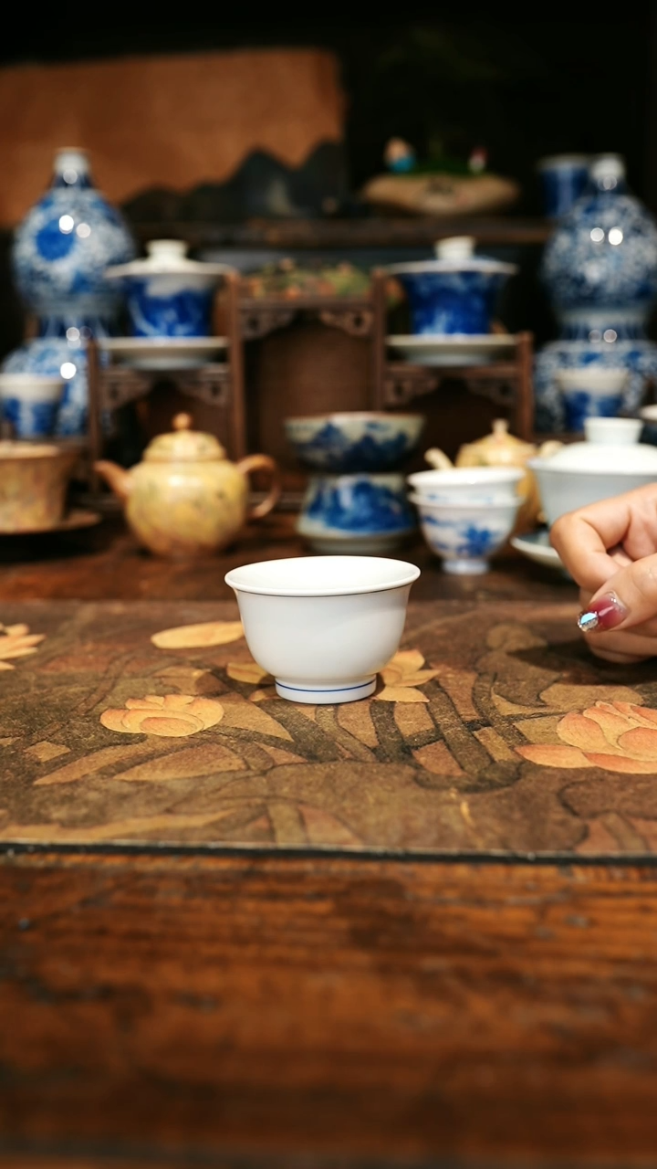 【闪购商品】陶瓷青花素圈小压手