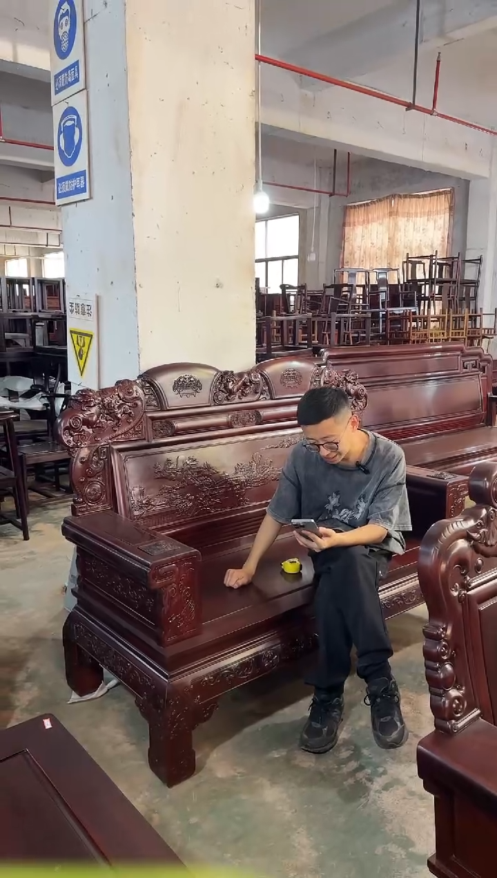 黑酸枝木类成套家具双人位宝座两张