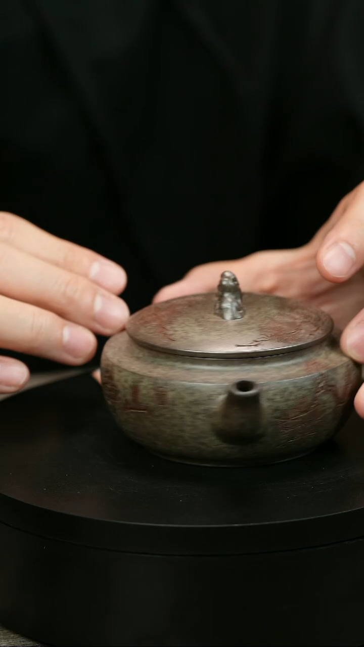 茶壶紫砂铭*泰H1646周卓琴松针太湖石