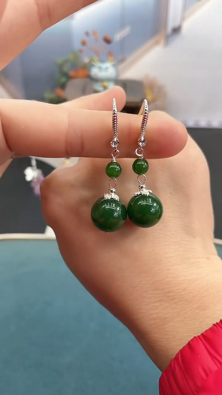 银S925镶嵌和田玉耳饰14mm绿珠BY2
