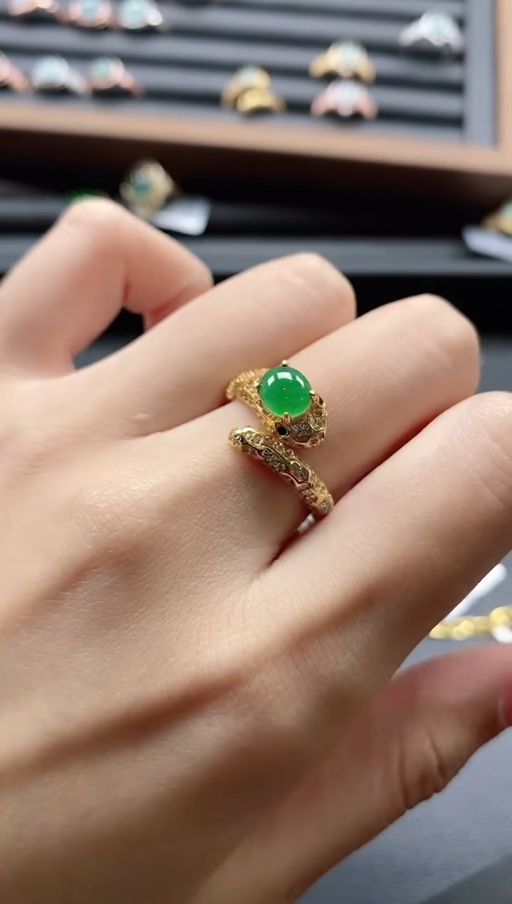 【闪购商品】翡翠戒指银S925镶嵌51151-8