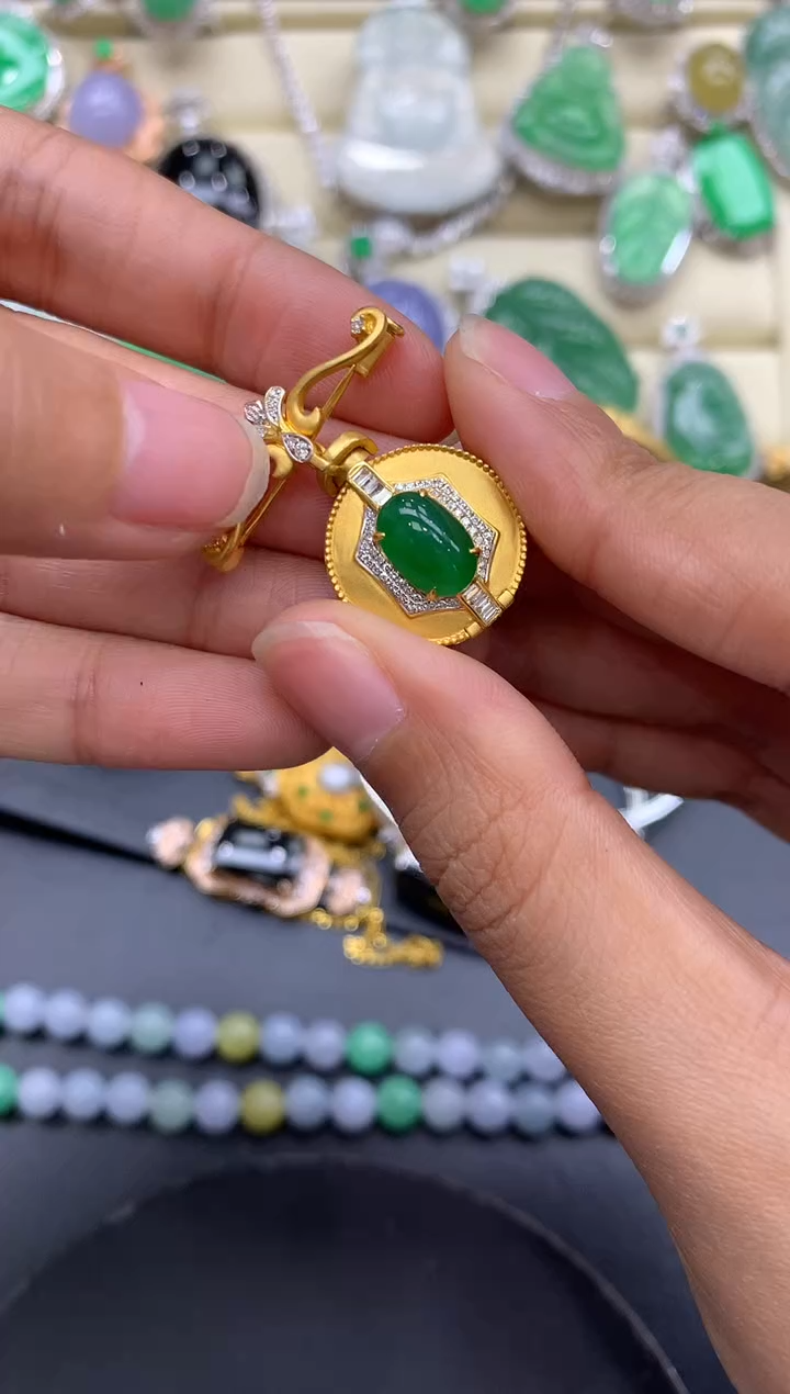 【闪购商品】翡翠颈饰18K金镶嵌433-中国好珍宝