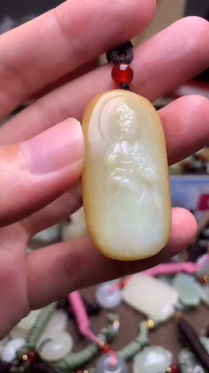 颈饰未镶嵌和田玉新疆料青海料清水和田玉吊坠
