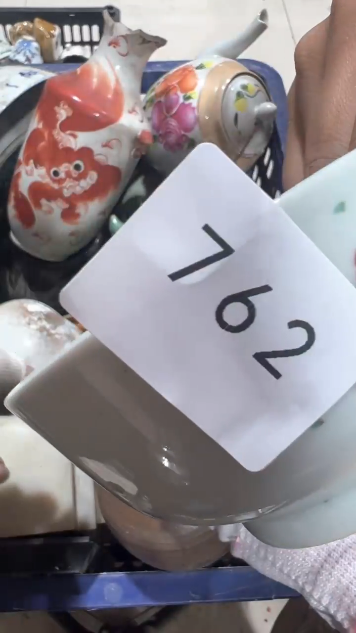 陶瓷刘**锅工艺品0921762
