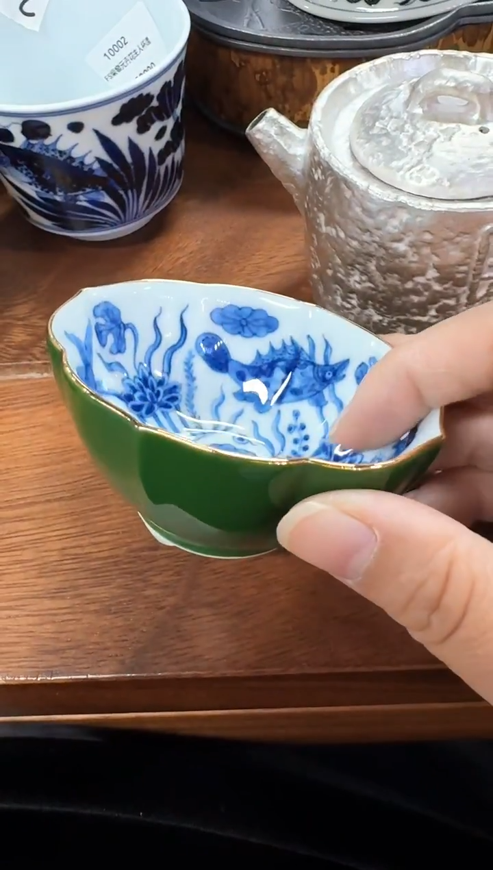 千万仓库 早点炸完回家过年 茶具