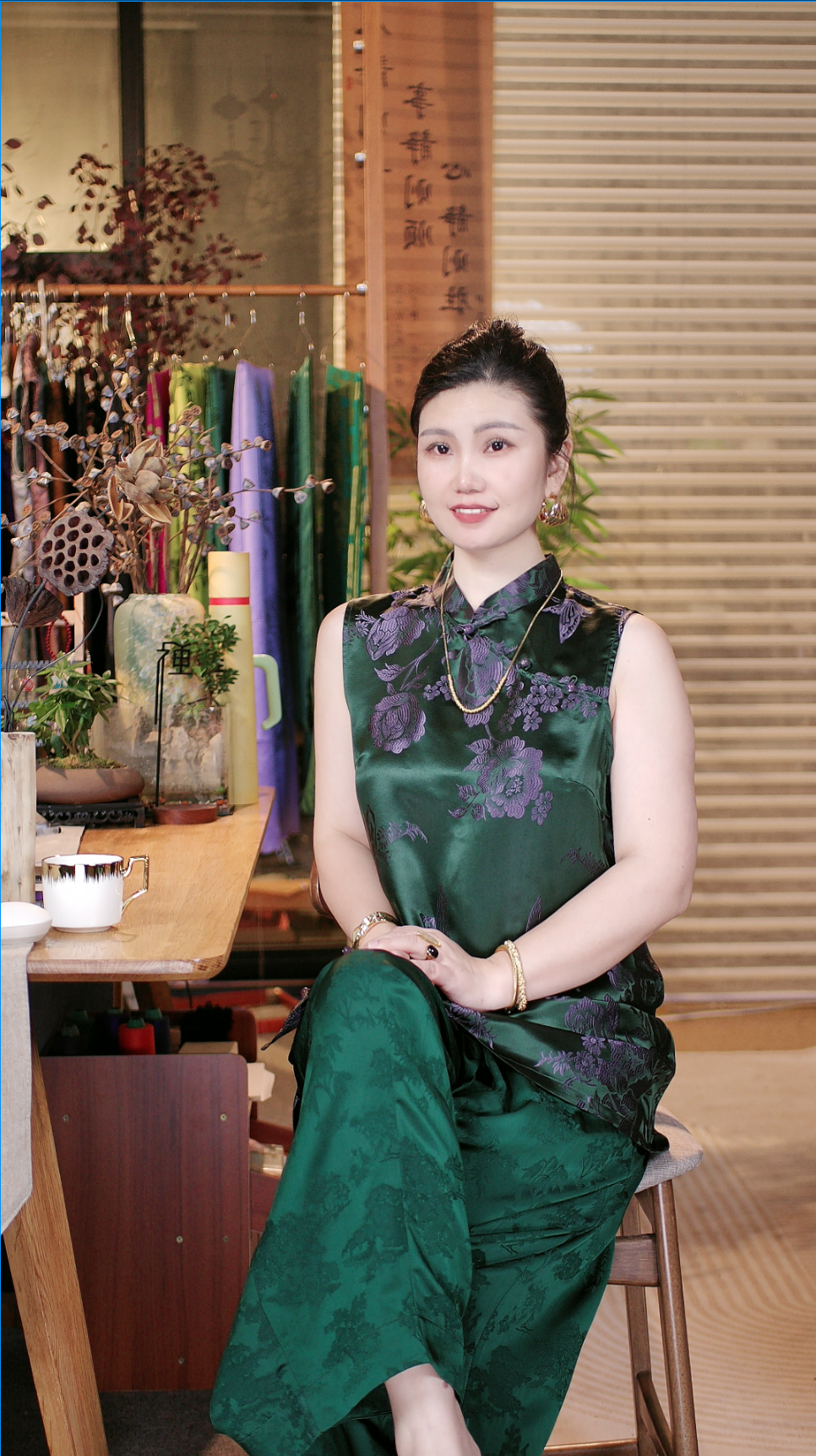 新段绣花马甲提花刺绣上衣 2502601 YG2250