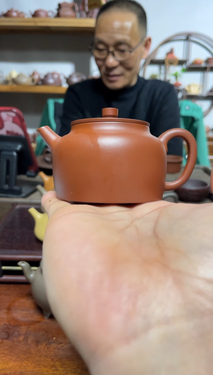 【闪购商品】紫砂茶壶朱泥德钟140CC